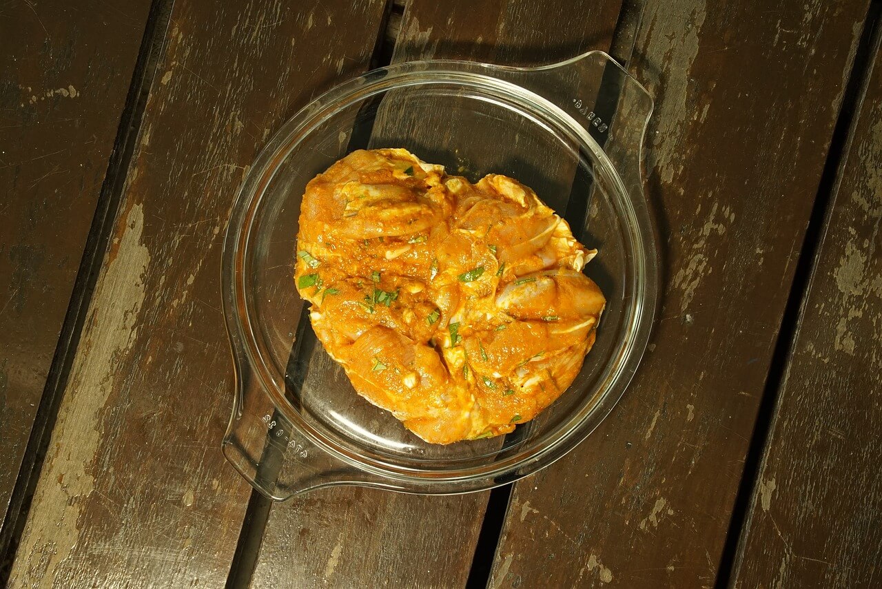 Żółta pasta curry