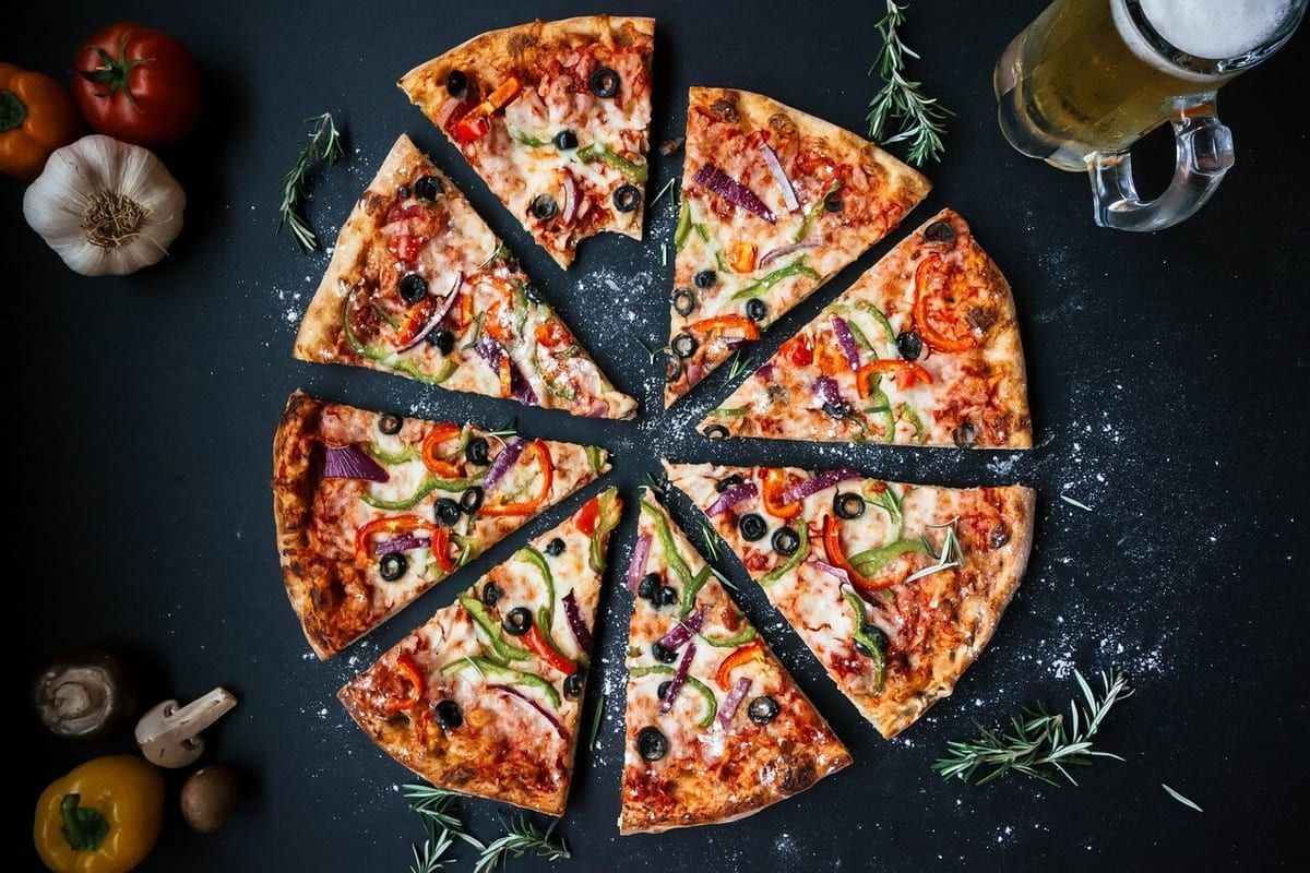 Pizza domowa: Sekrety perfekcyjnego wypieku